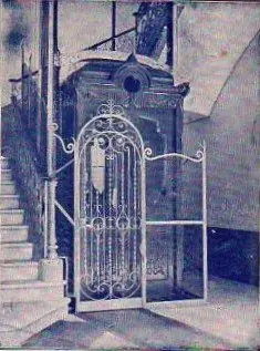 Ascensor que estaba en el interior del balneario de la puda de Montserrat