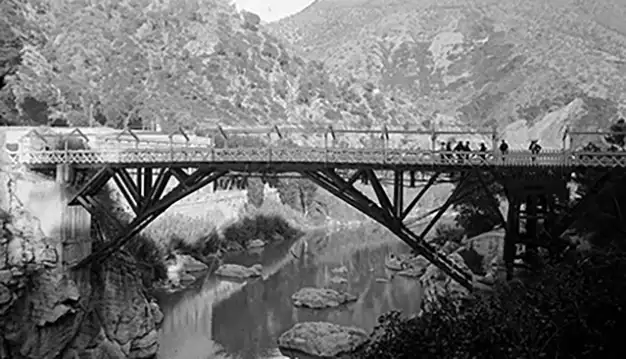 Puente del Balneario de la Puda de Montserrat